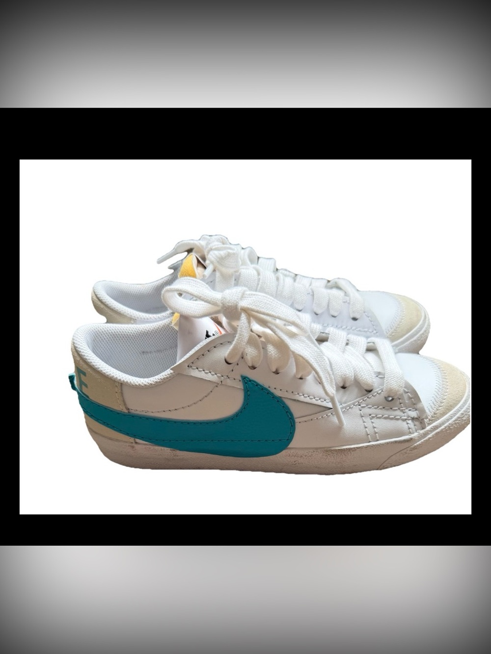 Nike Women’s Blazer low 77 Jumbo white casual shoes sneakers sz 9.5 preowned